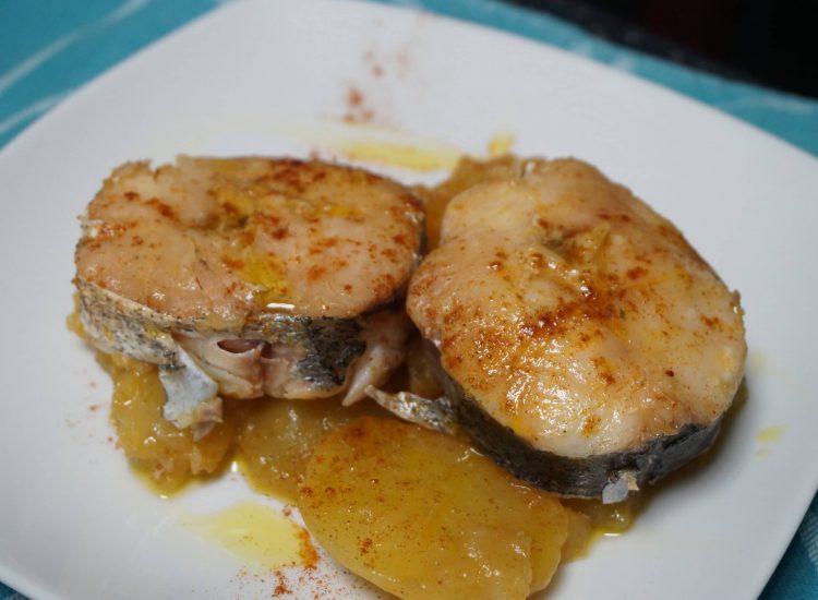 Hake with paprika, a simple and light dish to make.